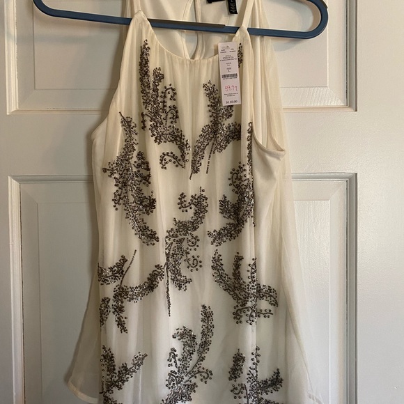 White House Black Market NWT Embelished Leaf Tank - Picture 5 of 7